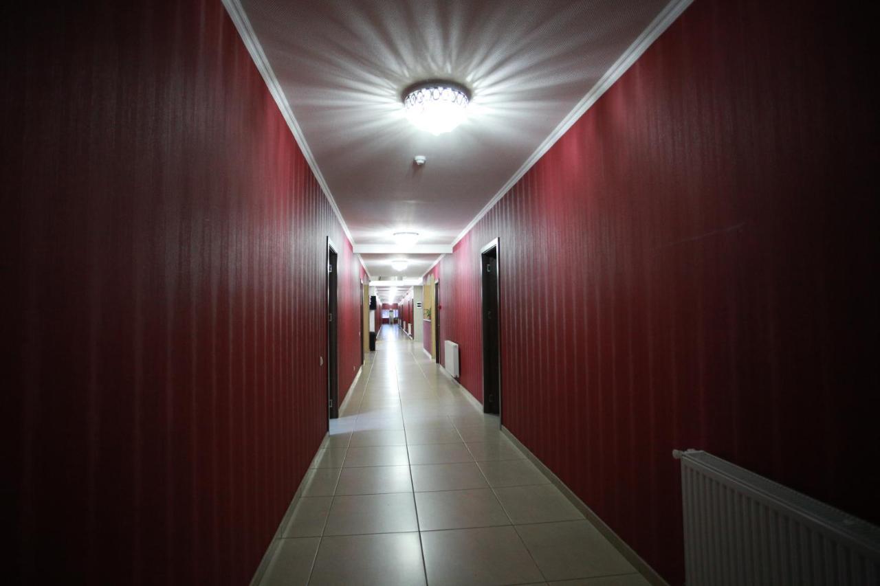 Hotel Okriba Тбилиси Экстерьер фото