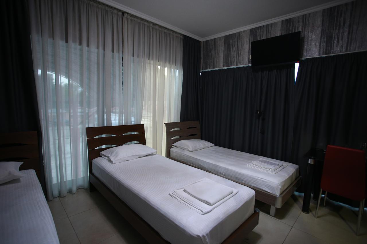 Hotel Okriba Тбилиси Экстерьер фото