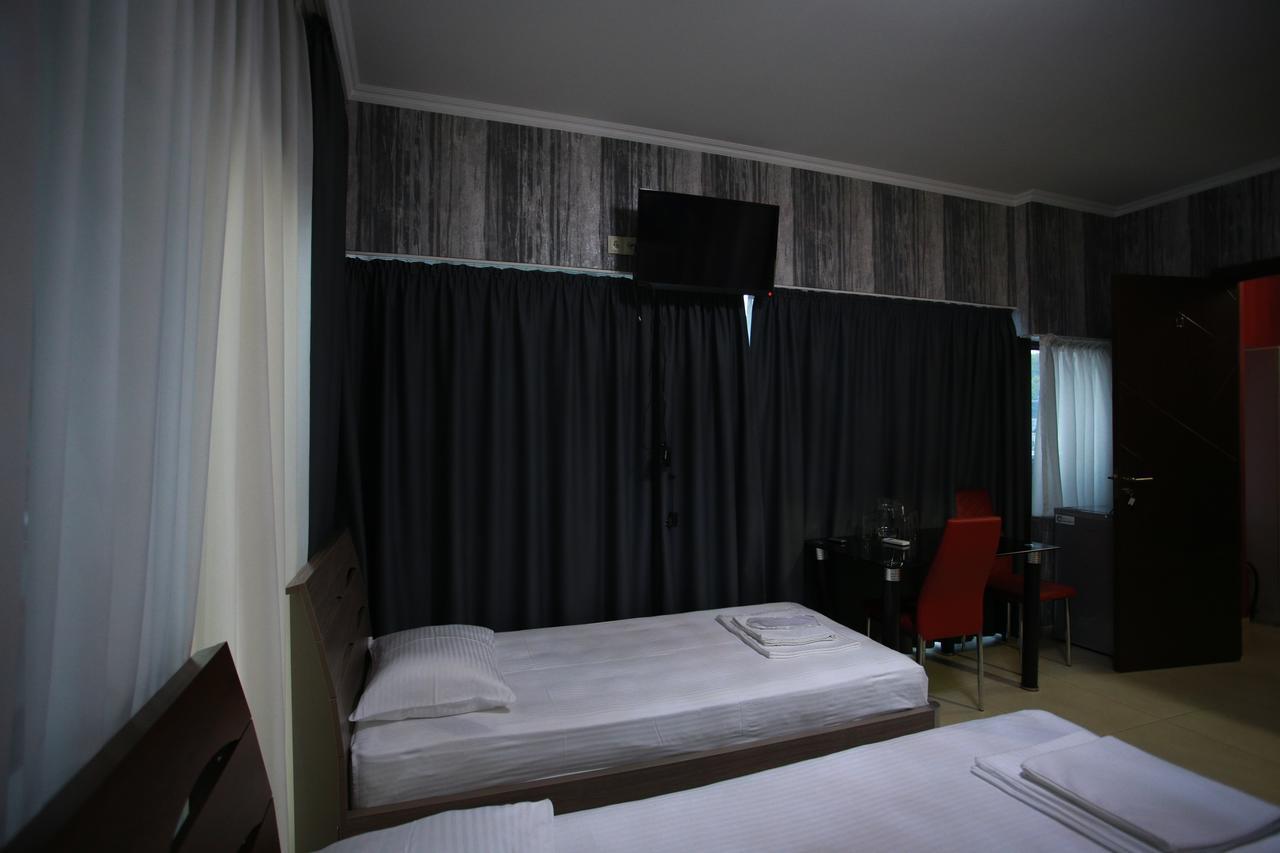 Hotel Okriba Тбилиси Экстерьер фото