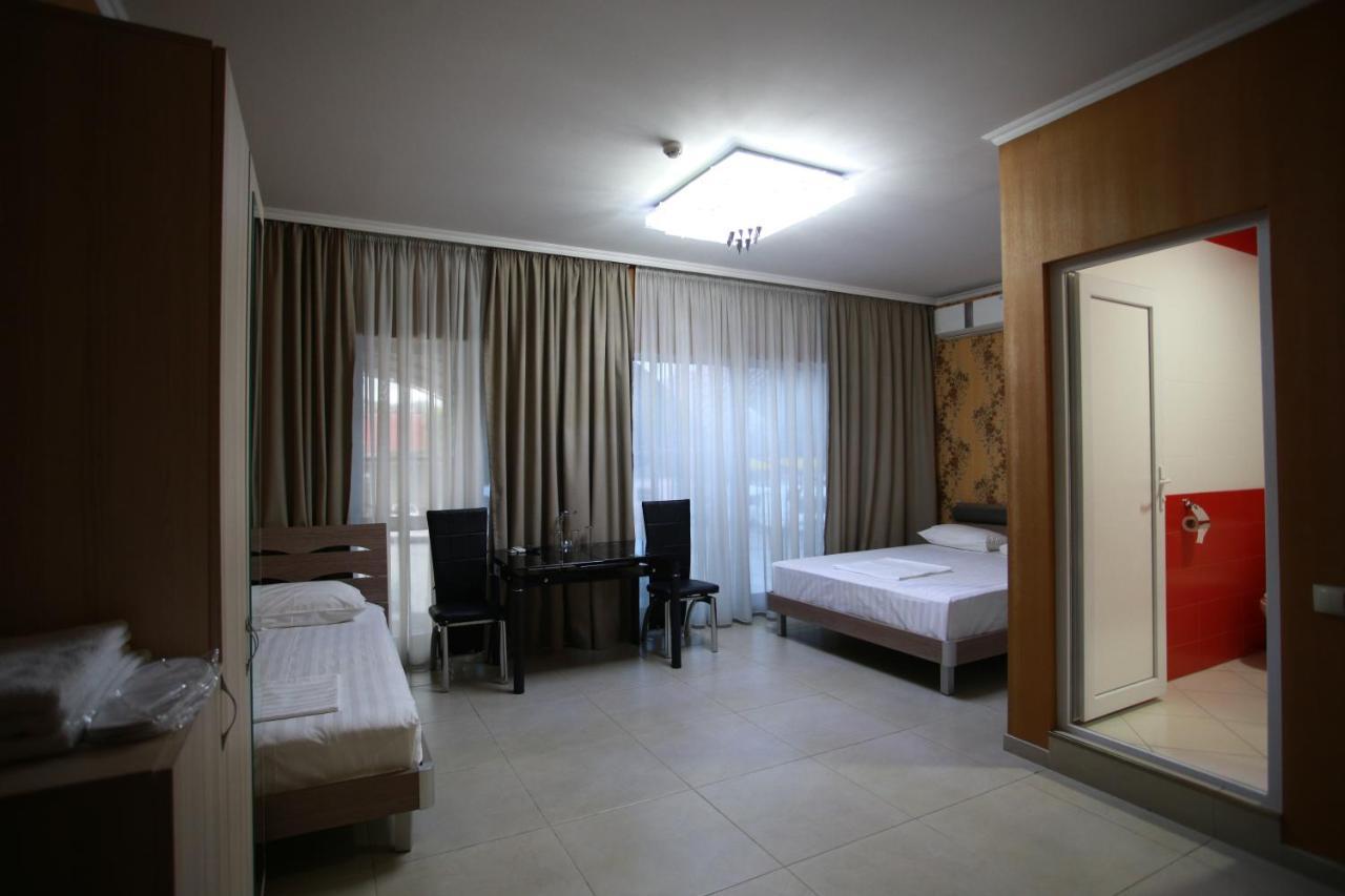 Hotel Okriba Тбилиси Экстерьер фото