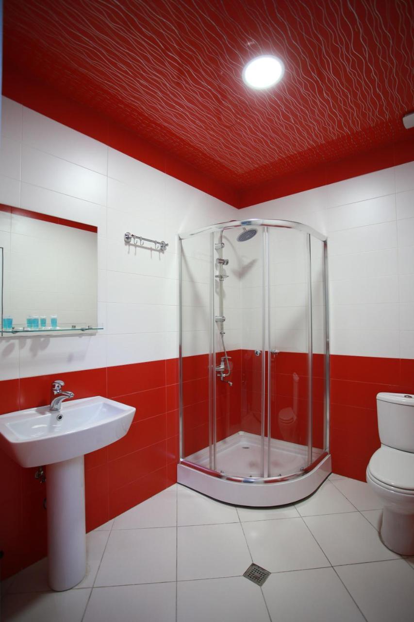 Hotel Okriba Тбилиси Экстерьер фото
