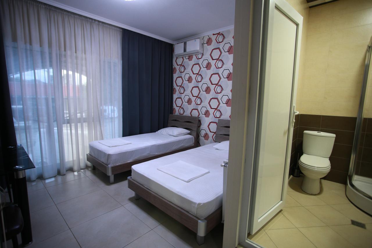 Hotel Okriba Тбилиси Экстерьер фото